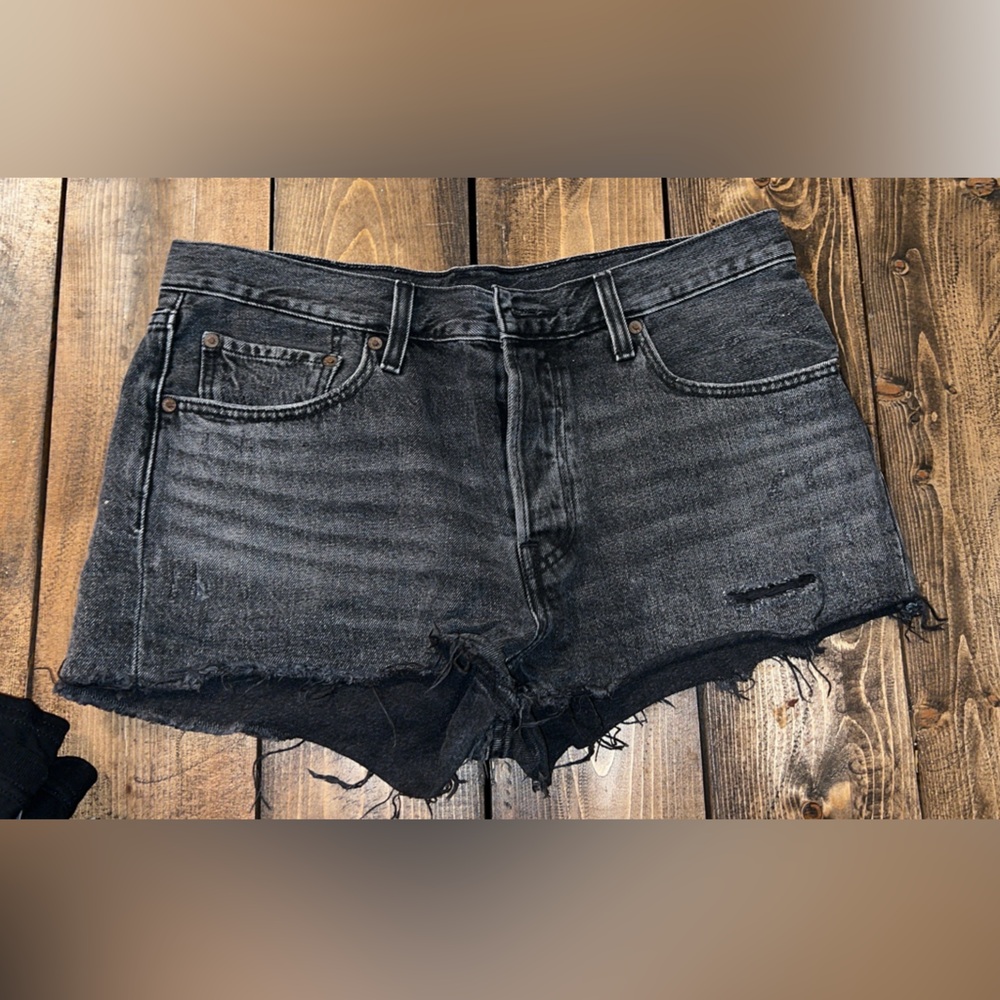 Levi shorts